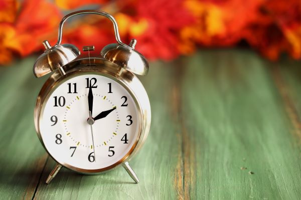 Prepare for the Fall Time Change: Simple Tips for the Best Sleep